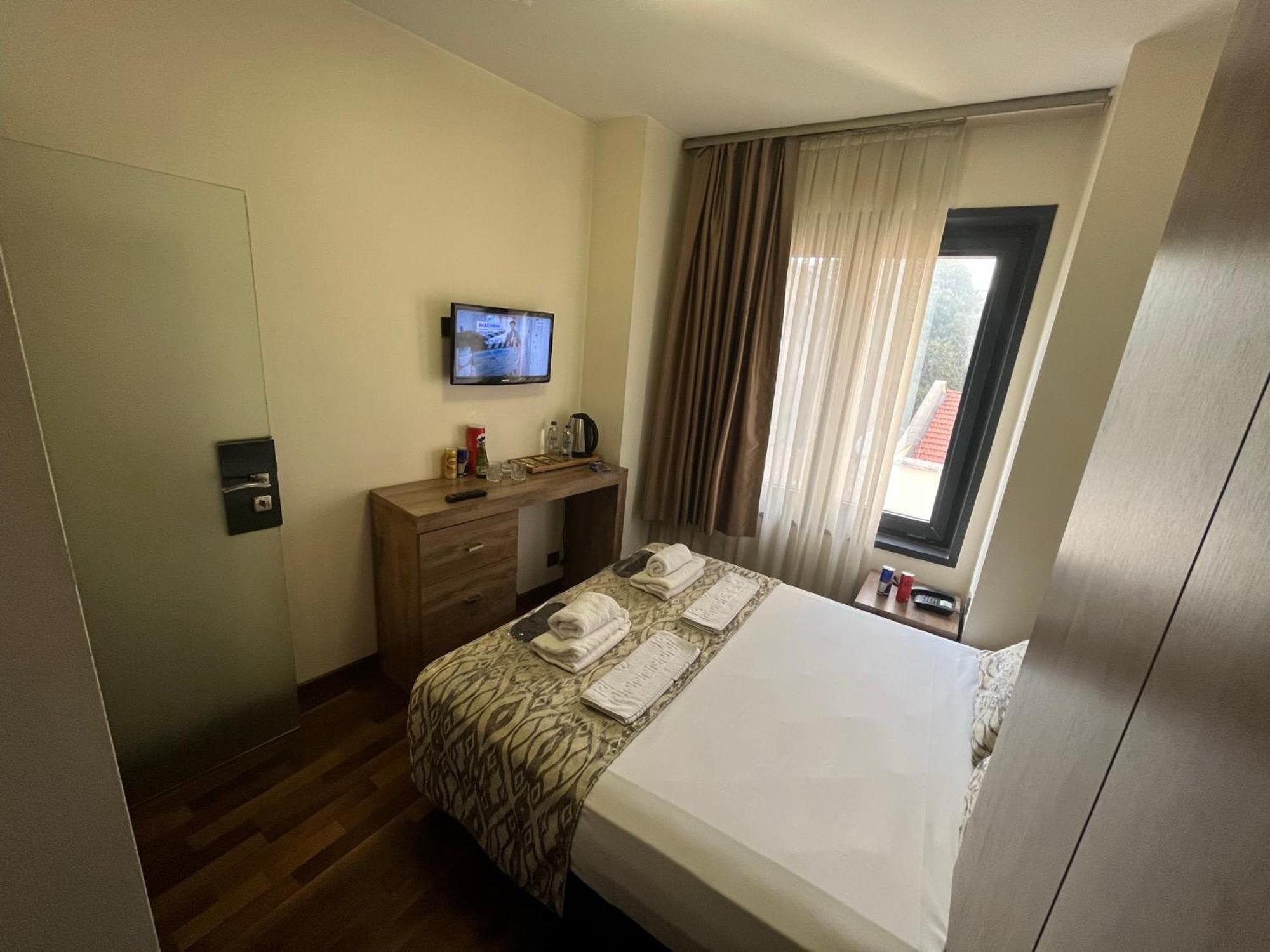 Pandora Hotel Istanboel Buitenkant foto