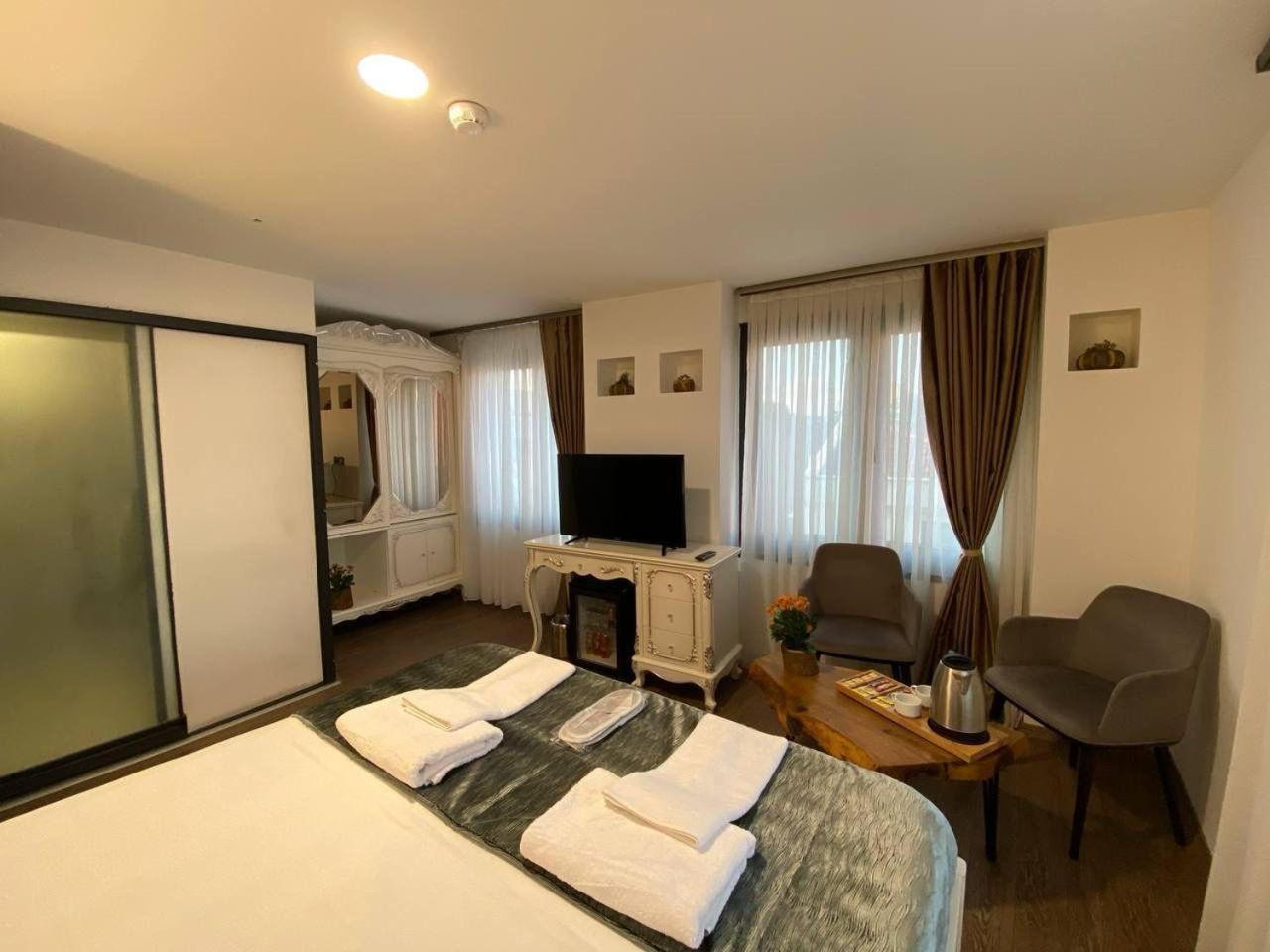 Pandora Hotel Istanboel Buitenkant foto